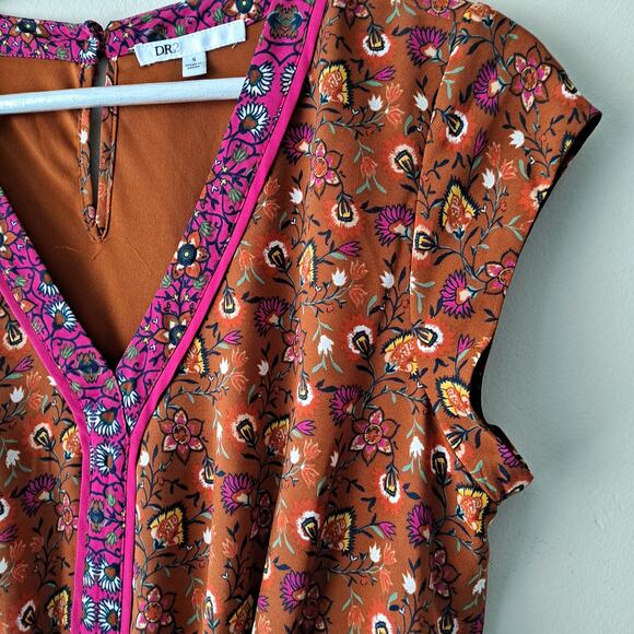 DR2 Dark Cinnamon Vneck Cap Sleeve Elastic Waist Border Print Floral Dress - S - Picture 8 of 13